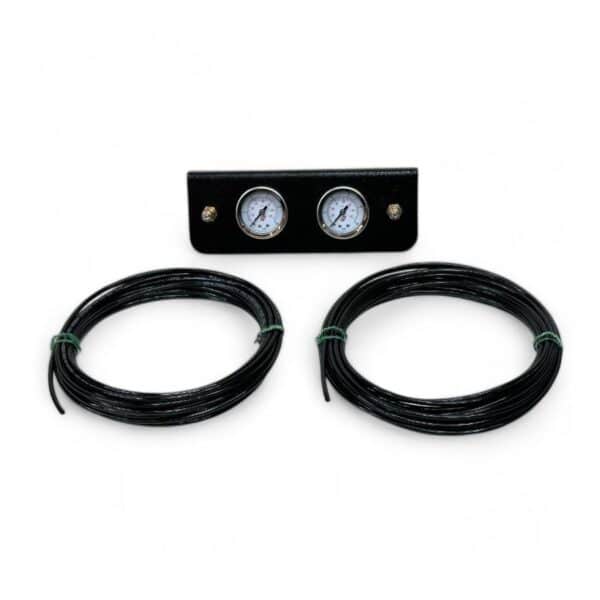 Dual-circuit universal manometer panel